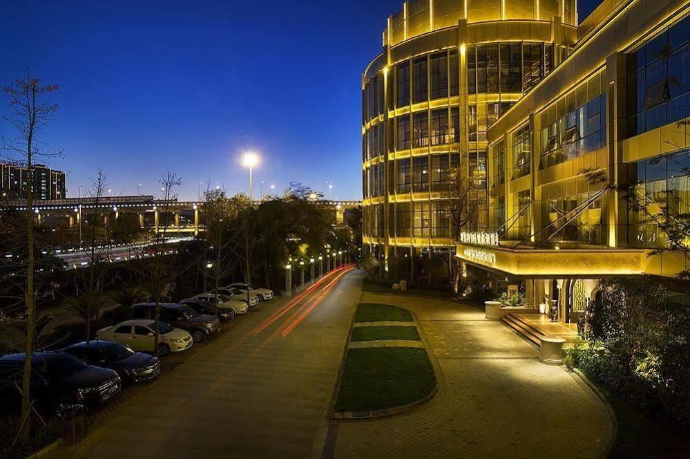 Kunming Oceancube Spa Holiday Hotel Extérieur photo
