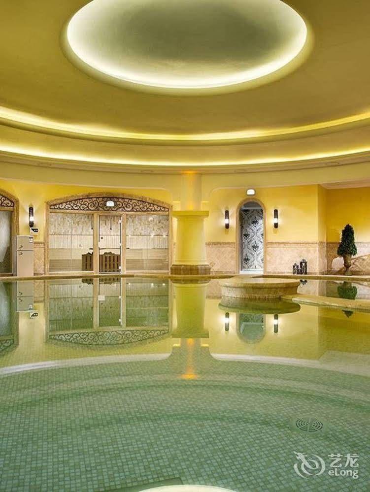 Kunming Oceancube Spa Holiday Hotel Extérieur photo